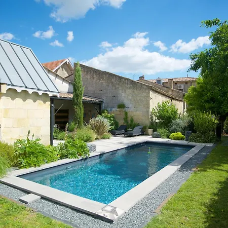 Clos 1906 Отель типа 